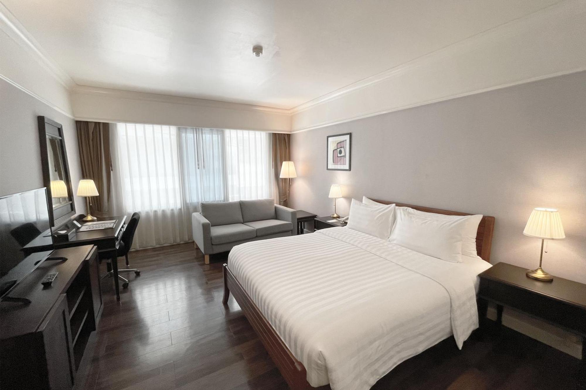 Le Siam Hotel Silom Bangkok By Pcl Bagian luar foto